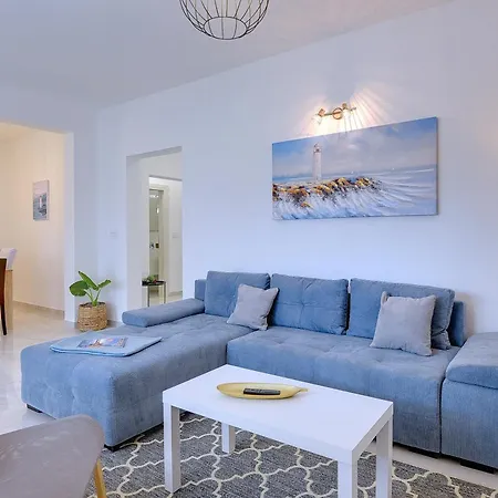 Apartment With A Parking Space Valtura, - 22791 *