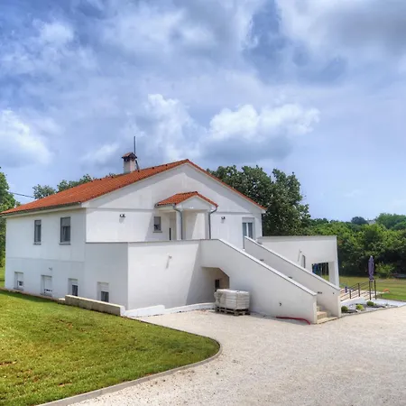 Apartment With A Parking Space Valtura, - 22791 Pula